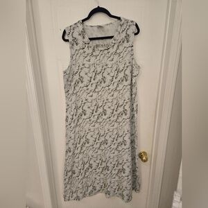 XL Linen Sleeveless Light Grey and Black Printed Maxi Shift Dress